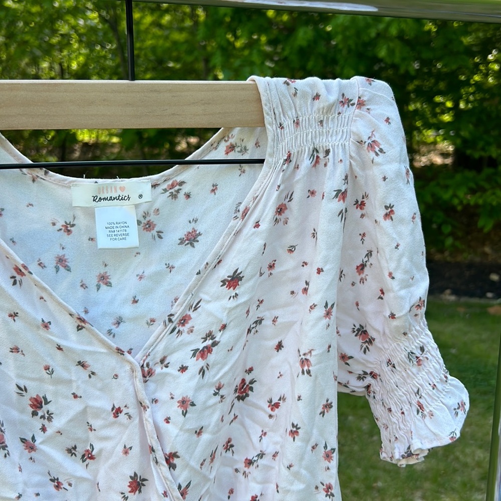 URBAN Romantics Top